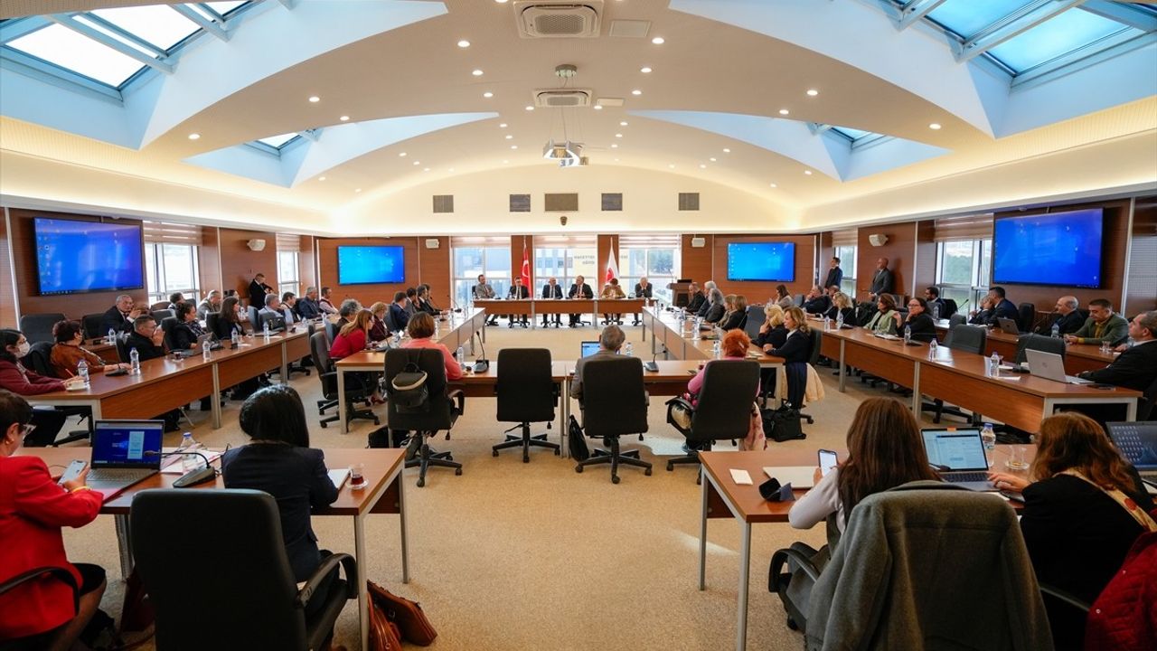 Hacettepe Eğitim Fakültesi'ne ISO 9001 Kalite Belgesi