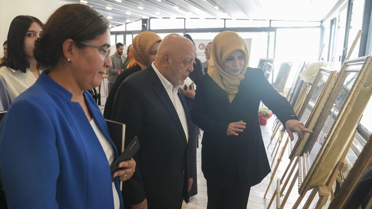 HAK-İŞ'te 'El Sanatları Sergisi' Açıldı — Emine Özdemir'in Eserleri ve Filistin'e Bağış