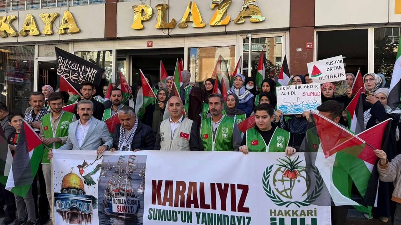 Hakkari ve Bitlis'te Küresel Sumud Filosu'na Saldırı Protestosu