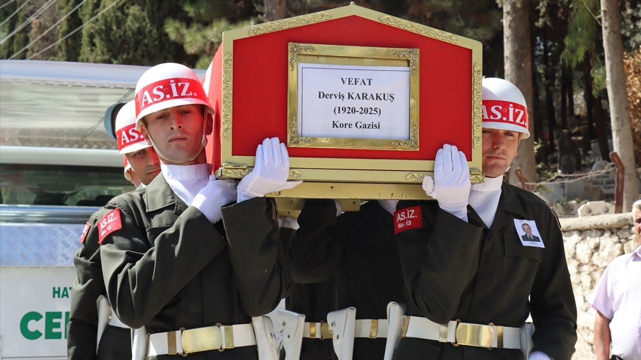 Hatay'da 105 Yaşındaki Kore Gazisi Derviş Karakuş Uğurlandı