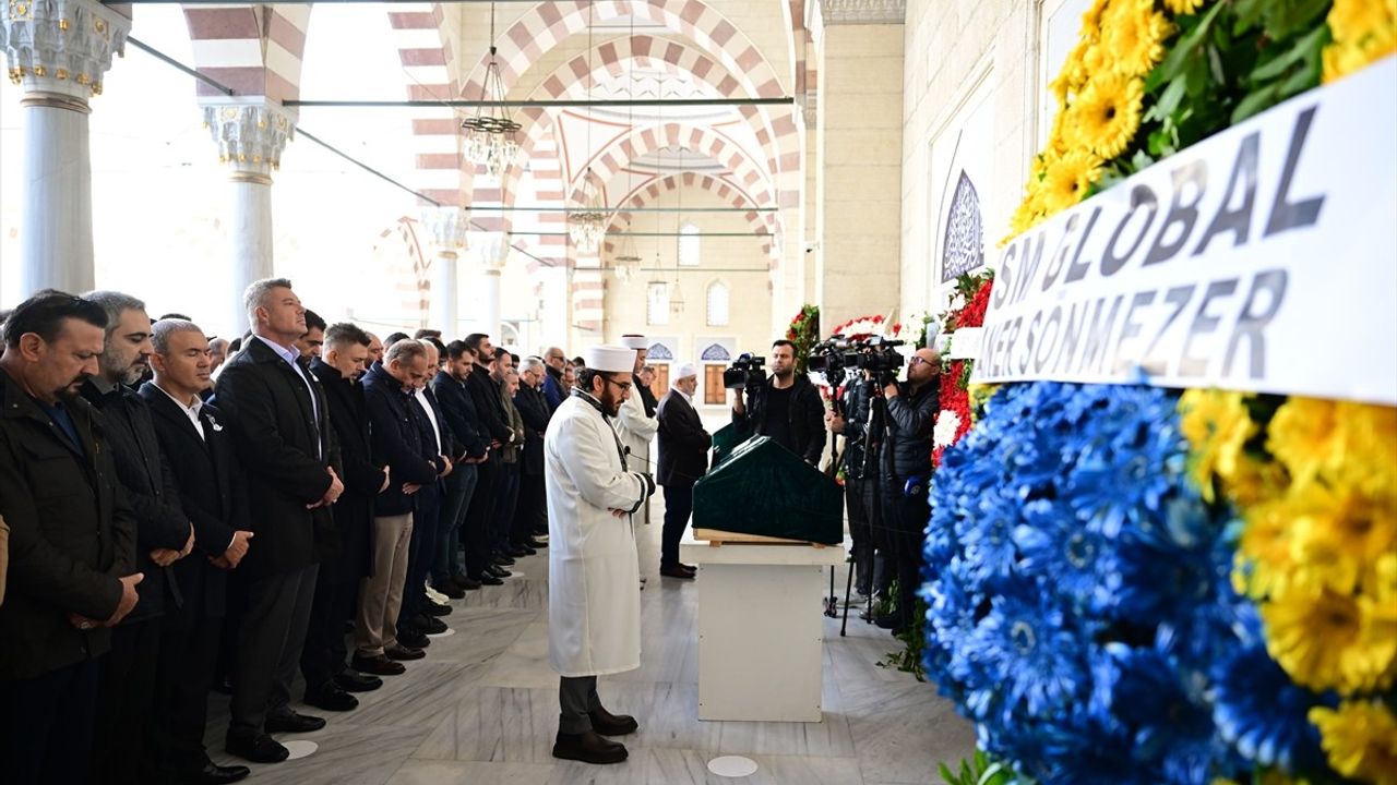 İbrahim Alkun Son Yolculuğuna Uğurlandı — Fenerbahçe Yönetimi Törende