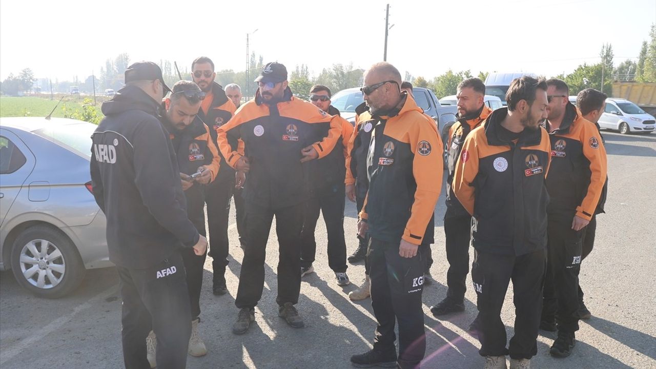 Iğdır’da 9 Gündür Kayıp Alzheimer Hastası İçin Bin Kişilik Arama