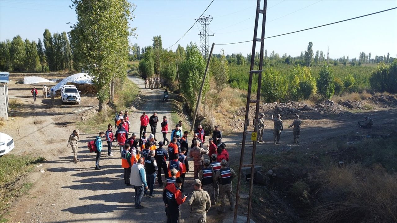 Iğdır'da Kayıp Alzheimer Hastası Emekli Öğretmen İslam Menteş İçin Aramalar Sürüyor