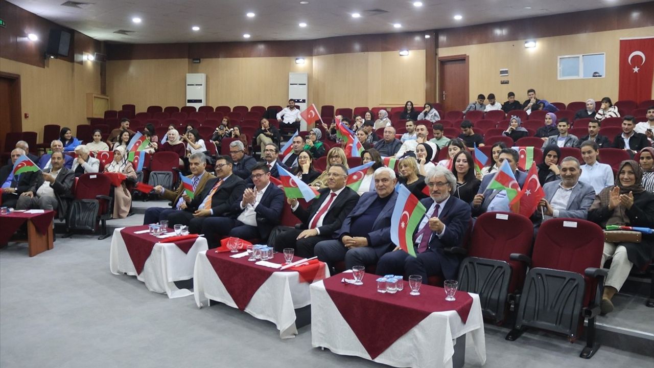 Iğdır'da 'Uluslararası Dede Korkut Konferansı' gerçekleştirildi