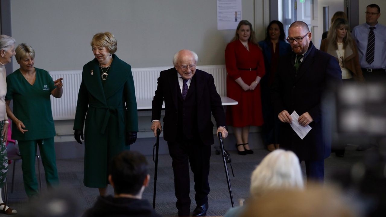 İrlanda'da cumhurbaşkanı seçimi: Oy kullanma işlemi başladı