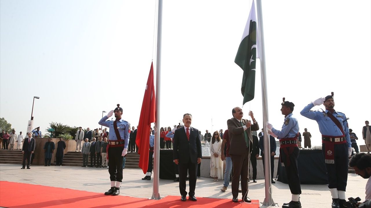 İslamabad'da Türkiye Cumhuriyeti'nin 102. Yılı Coşkuyla Kutlandı