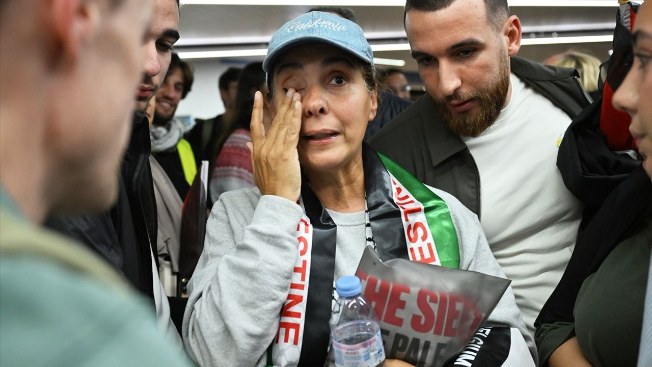 İsrail Saldırısı Sonrası 4 Belçikalı Küresel Sumud Filosu'ndan Brüksel'e Döndü