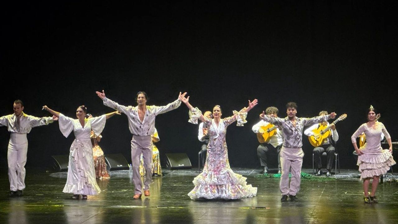 İstanbul'da Flamenko ile Gazze'ye Destek: 'Rüzgar gibi Özgür Filistin için Tek Yürek' Konseri