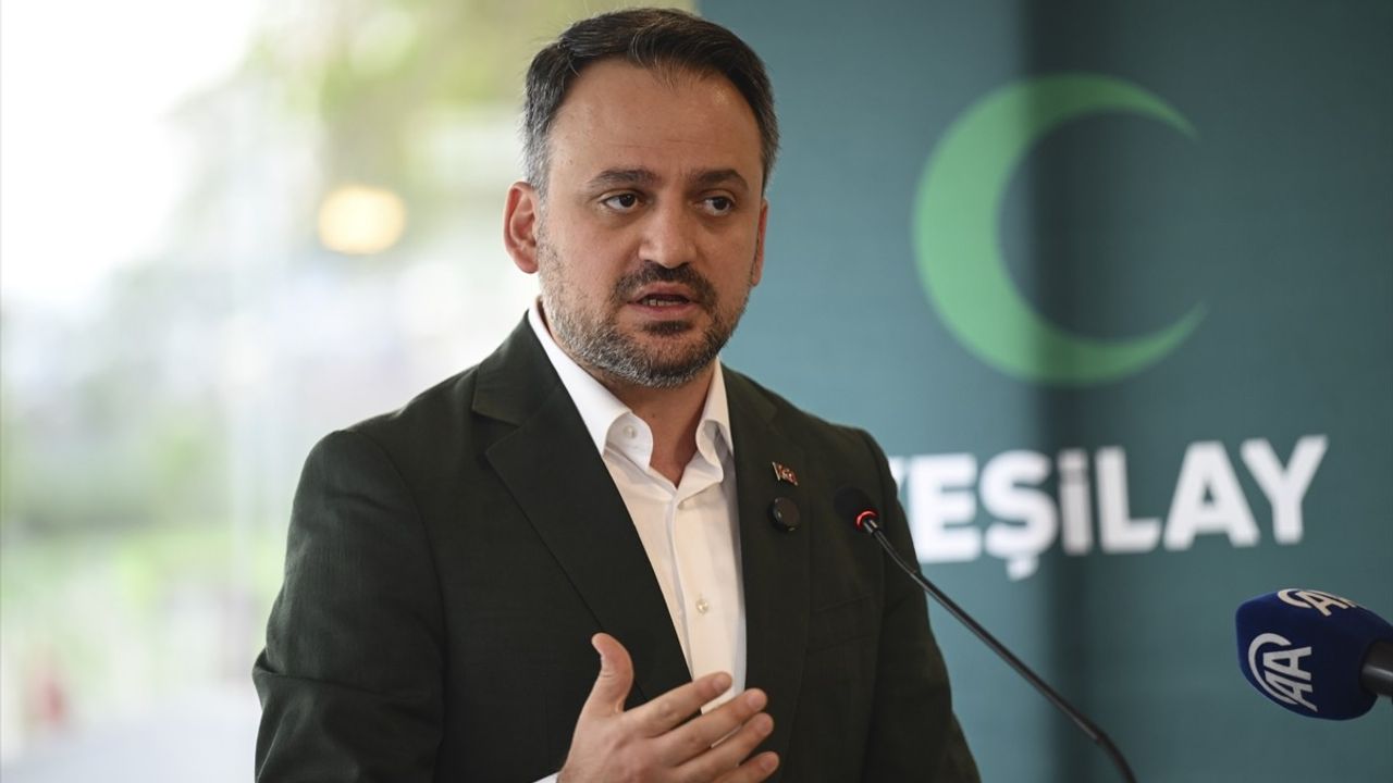 İstanbul'da 'Gençlik Çalışmalarını Yeniden Düşünmek' Çalıştayı: Gençlik Politikaları ve Aidiyet Tartışıldı