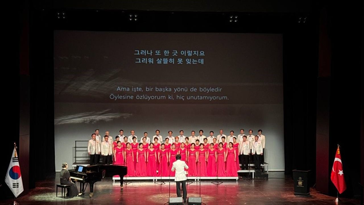 İstanbul'da Kore Gazilerini Anma ve Teşekkür Konseri — Korea Grey Youth Choir