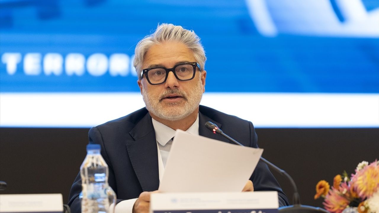 İstanbul Konferansı: Parlamenterlerden Küresel Terörle Mücadele Rehberi Çağrısı