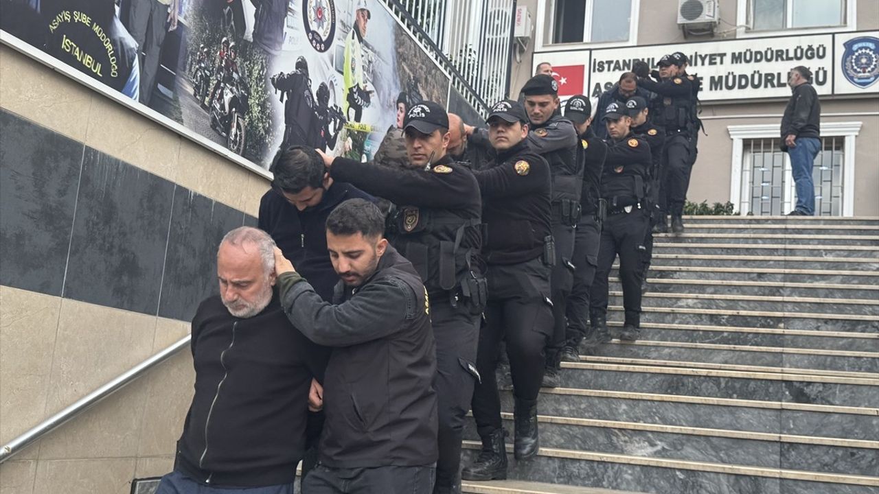 İstanbul Merkezli 'Change' Operasyonu: 50 Araç, 74 Zanlı Yakalandı