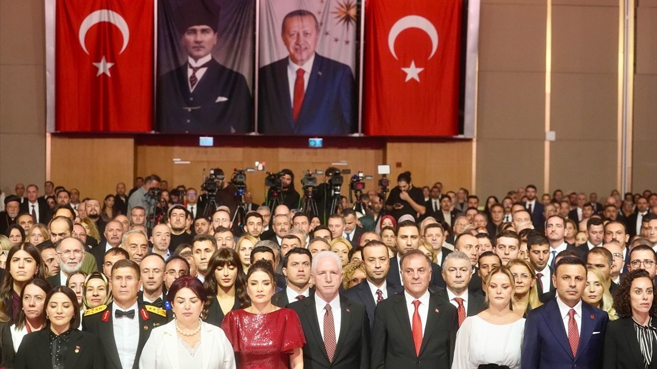 İstanbul Valiliği Resepsiyonu: Cumhuriyet'in 102. Yılı Kutlandı