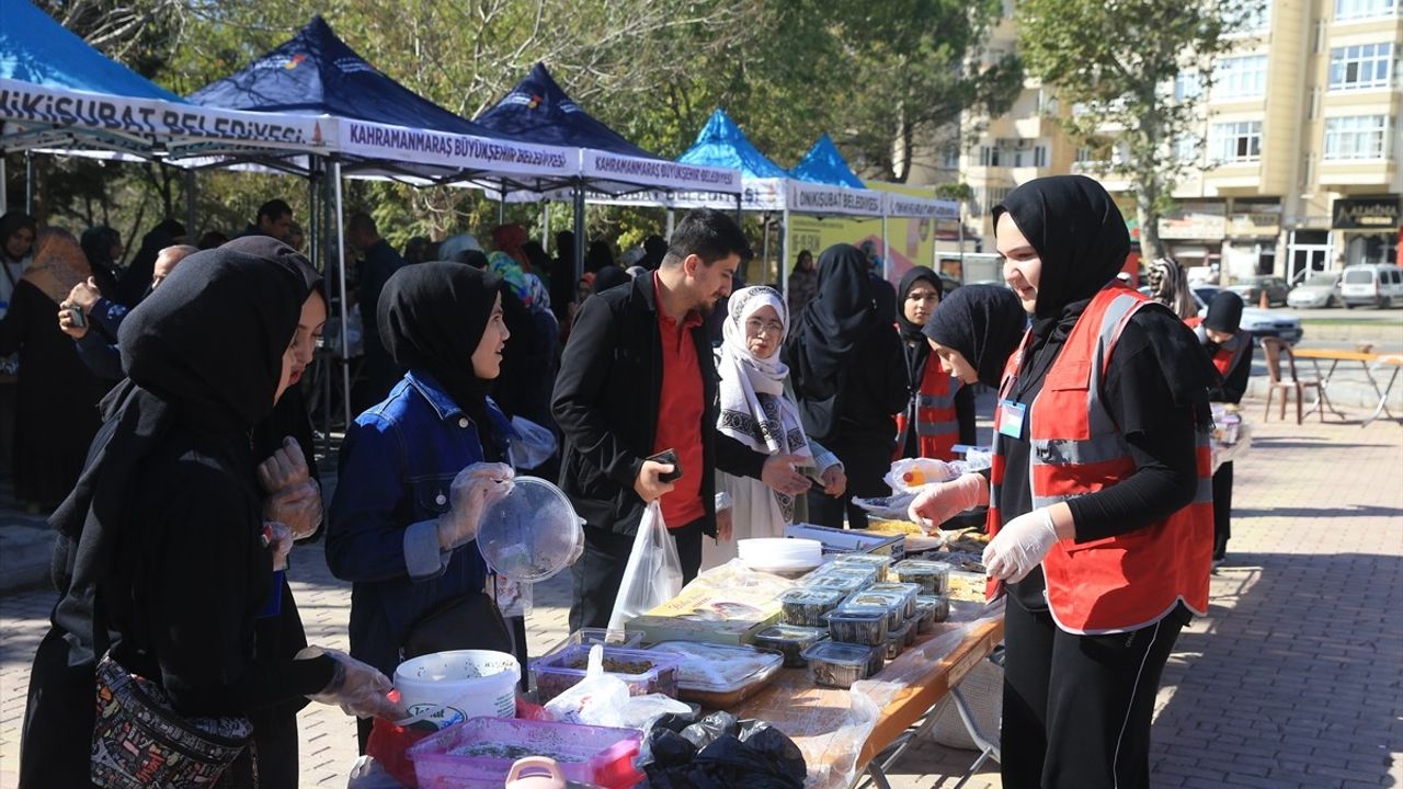 Kahramanmaraş'ta 'Filistin Yararına Hayır Çarşısı' Kermesi Açıldı
