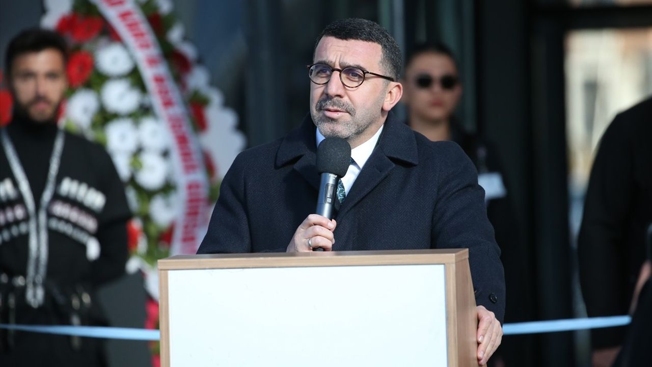 Kars'ta Yeni Şehirlerarası Otobüs Terminali 105. Kurtuluş Yılında Hizmete Açıldı