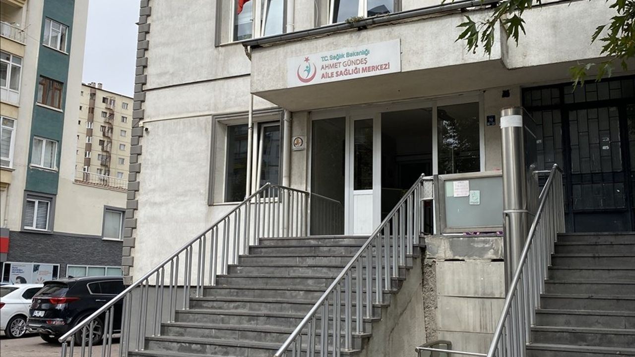 Kayseri'de Aile Sağlığı Merkezinde Sıra Kavgası: 3 Yaralı, 1 Bıçaklı