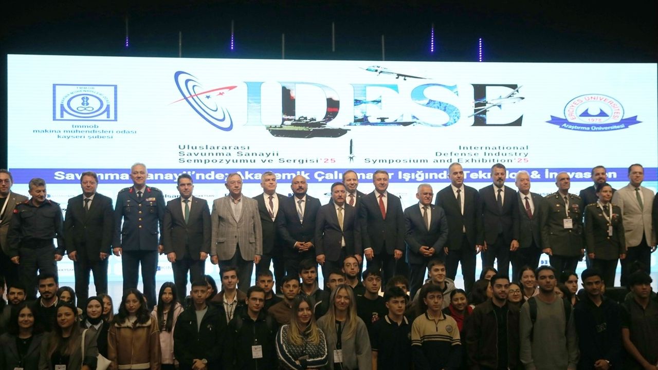 Kayseri'de Uluslararası Savunma Sanayi Sempozyumu ve Sergisi Başladı