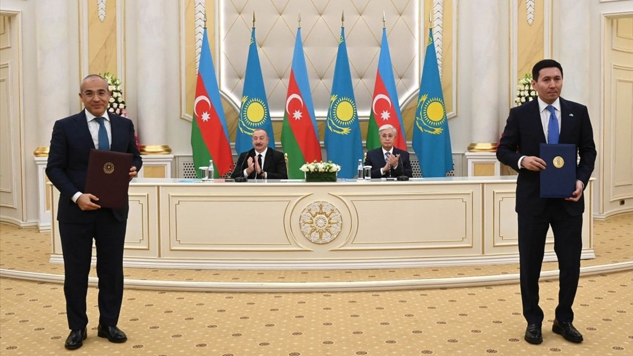 Kazakistan ve Azerbaycan 15 İşbirliği Anlaşması İmzaladı — Ticaret Hedefi 1 Milyar $