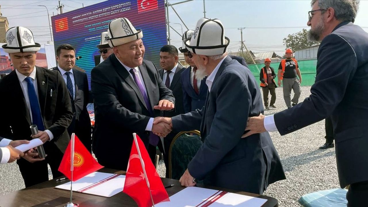 Kırgızistan'da İmam Serahsi Eğitim Kompleksi'nin Temeli Atıldı