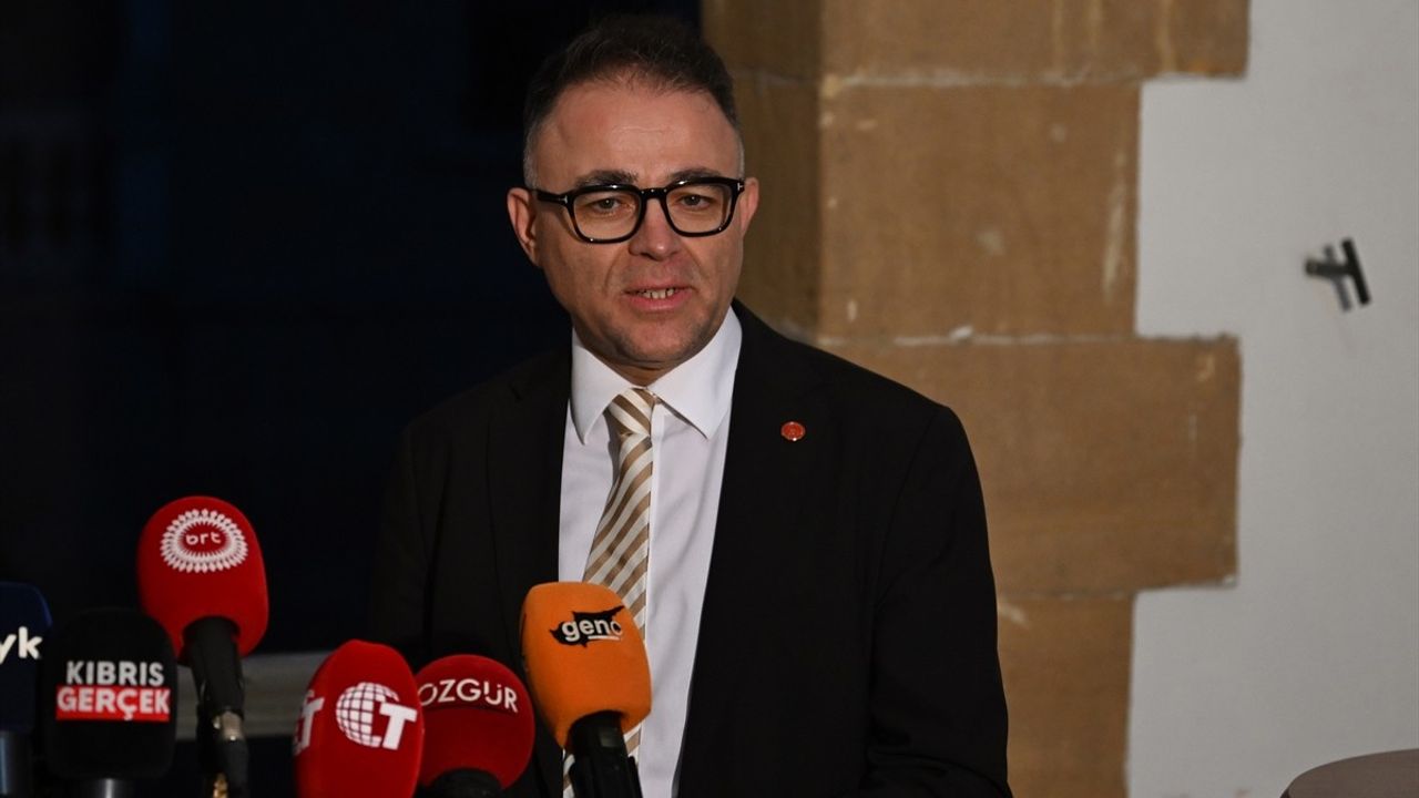 KKTC'de Cumhurbaşkanı Seçiminde Oy Sayımı Başladı