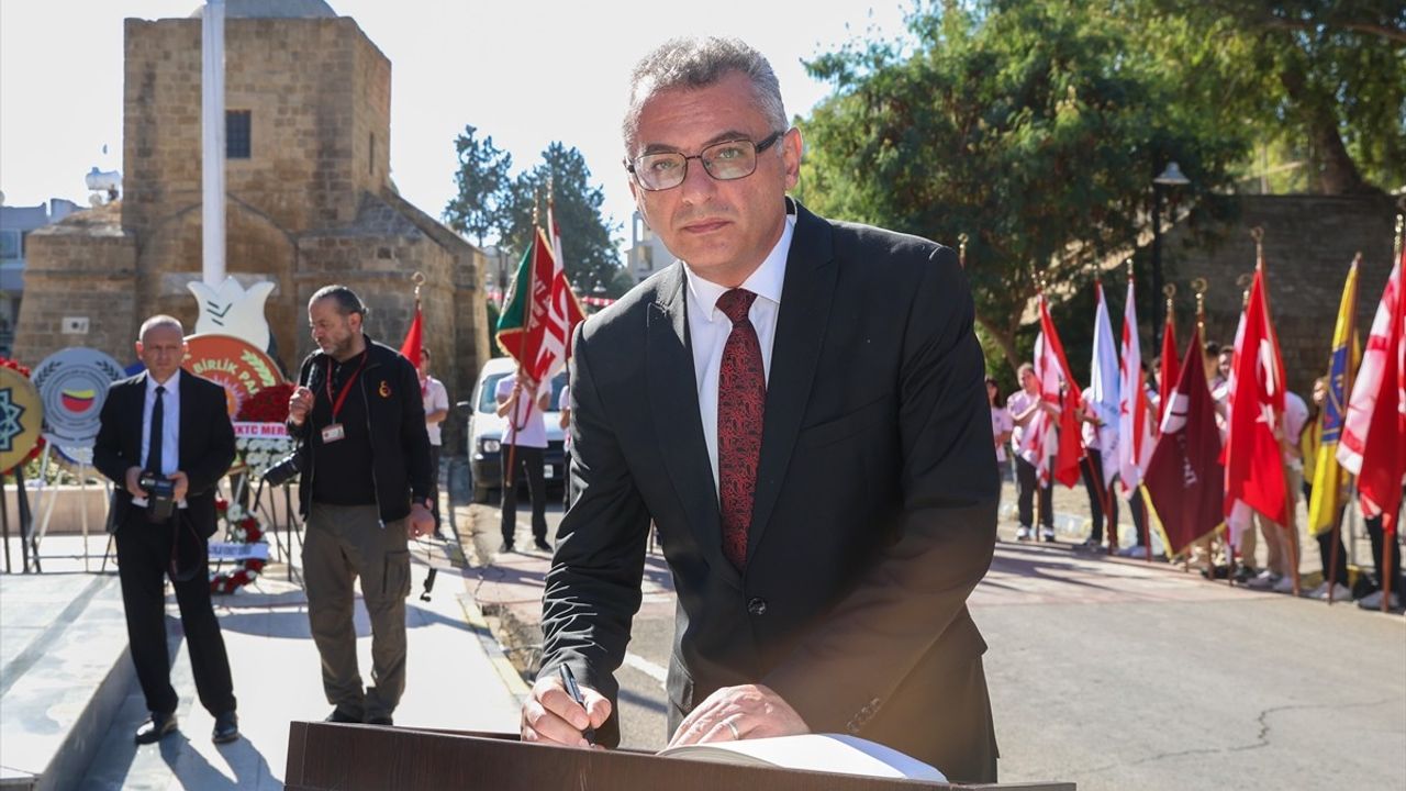 KKTC Lefkoşa'da 29 Ekim Cumhuriyet Bayramı Törenle Kutlandı
