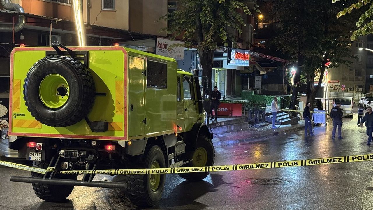 Kocaeli İzmit'te Silahlı Kavga: Bir Kişi Yaşamını Yitirdi