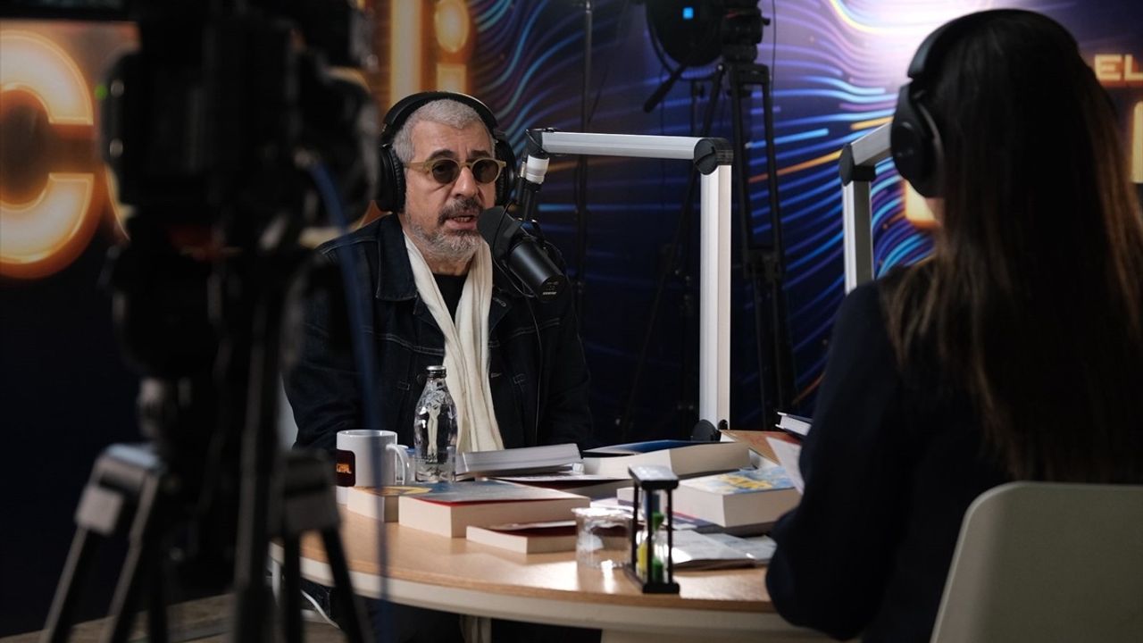 Kocaeli Kitap Fuarı'nda Okan Bayülgen'den Filistin Vurgusu