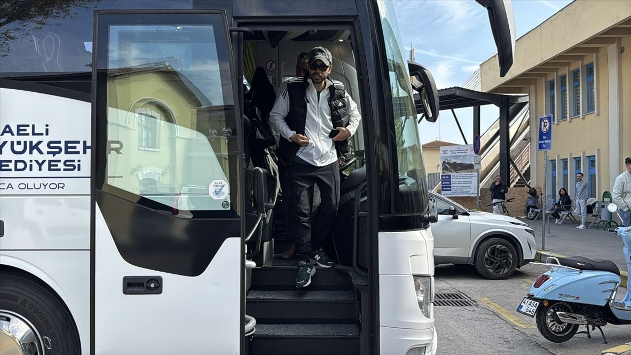 Kocaelispor Konya'ya Gitti — Selçuk İnan: 'Konyaspor Yenilmeyecek Takım Değil'