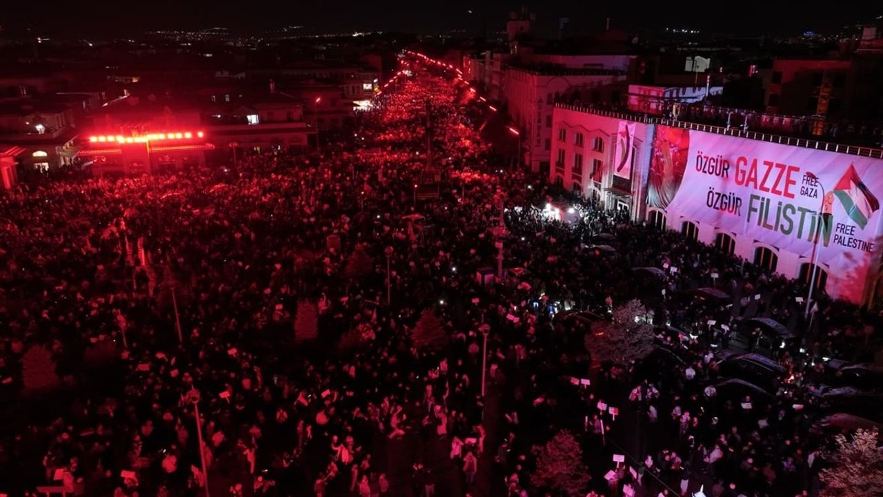 Konya'da Gazze'ye Destek Yürüyüşü: İsrail'in Saldırıları Protesto Edildi