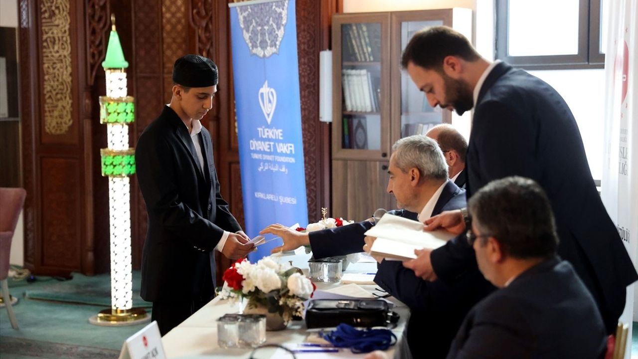 Kur'an Kursları Arası Hafızlık Yarışması Türkiye Finali Kırklareli'de: Muhammed Talha Aslın Birinci