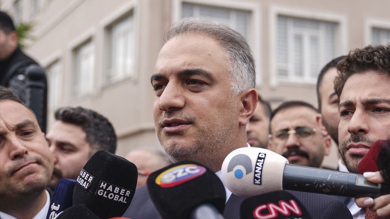 Mahkeme: CHP 38. Kurultay Davası 'Konusuz', 21. Olağanüstü Kurultay Talebi Reddedildi