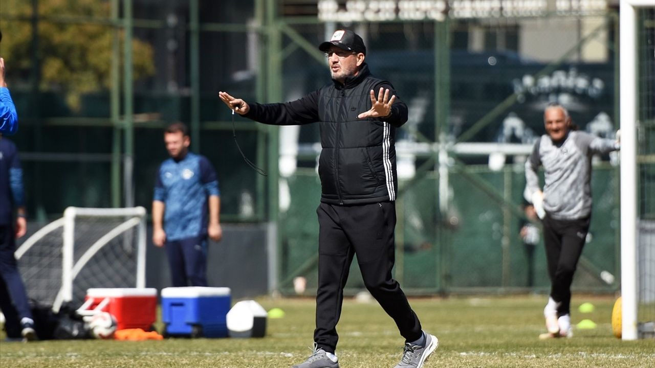 Manisa FK, Erzurumspor FK Maçı İçin Hazırlıklarını Sürdürüyor