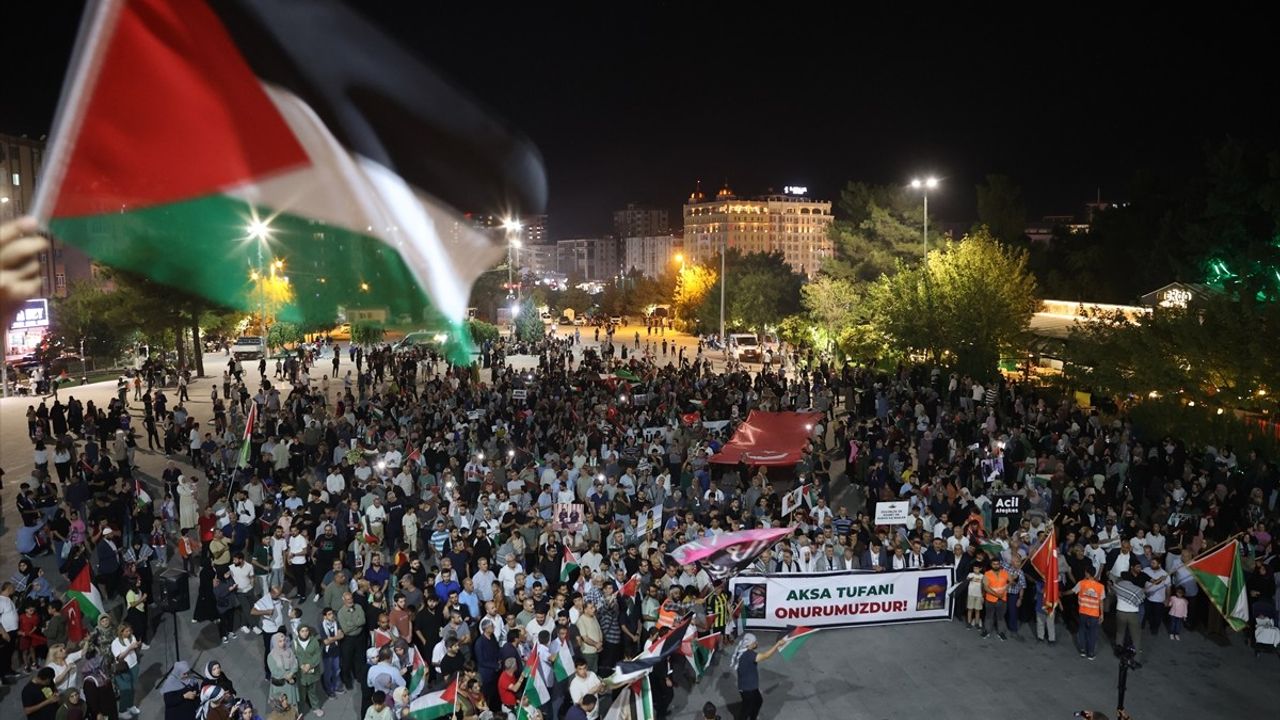 Mardin'de 'Gazze'ye Vefa Yürüyüşü' düzenlendi