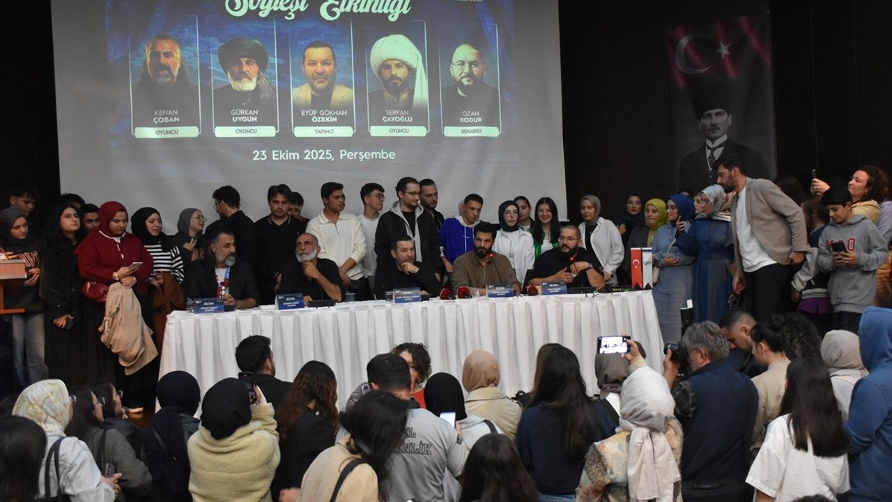 Mehmed: Fetihler Sultanı Oyuncuları Trabzon'da Öğrencilerle Buluştu