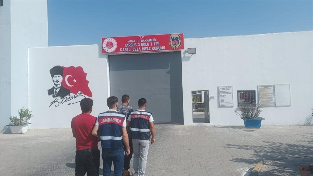 Mersin Akdeniz'de DEAŞ Operasyonu: 2 Zanlı Tutuklandı