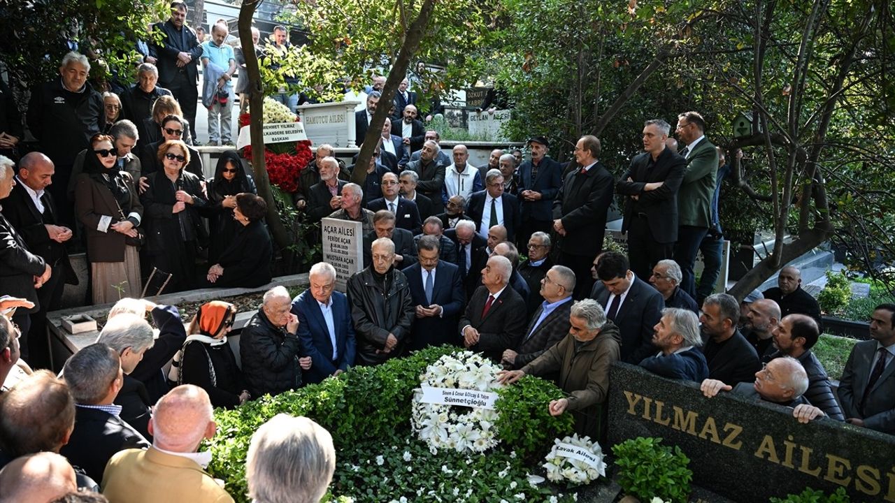 Mesut Yılmaz Kabri Başında Anıldı — Vefatının 5. Yılı
