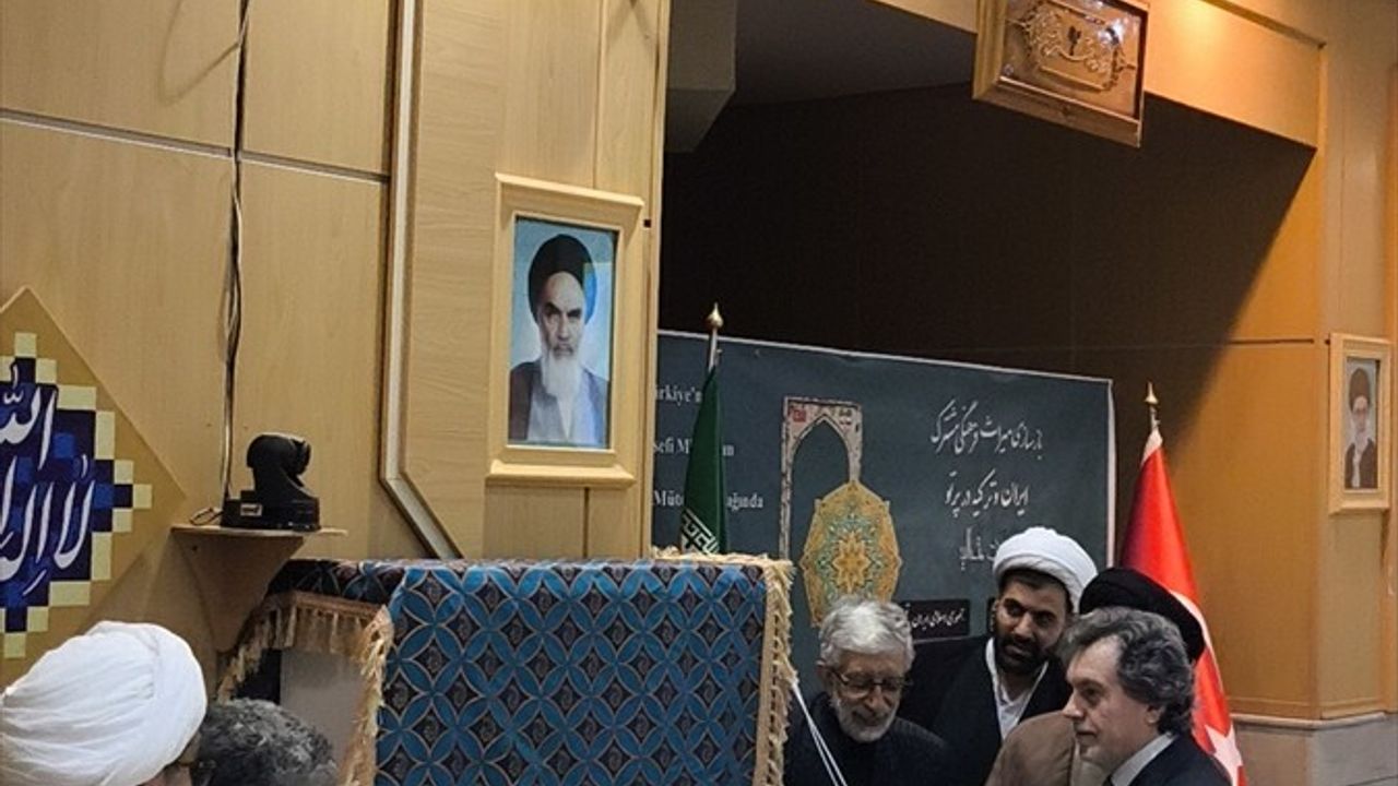 Molla Sadra'nın 'El-Esfârü'l Erbaa' Türkçe Tercümesi İran'da Tanıtıldı