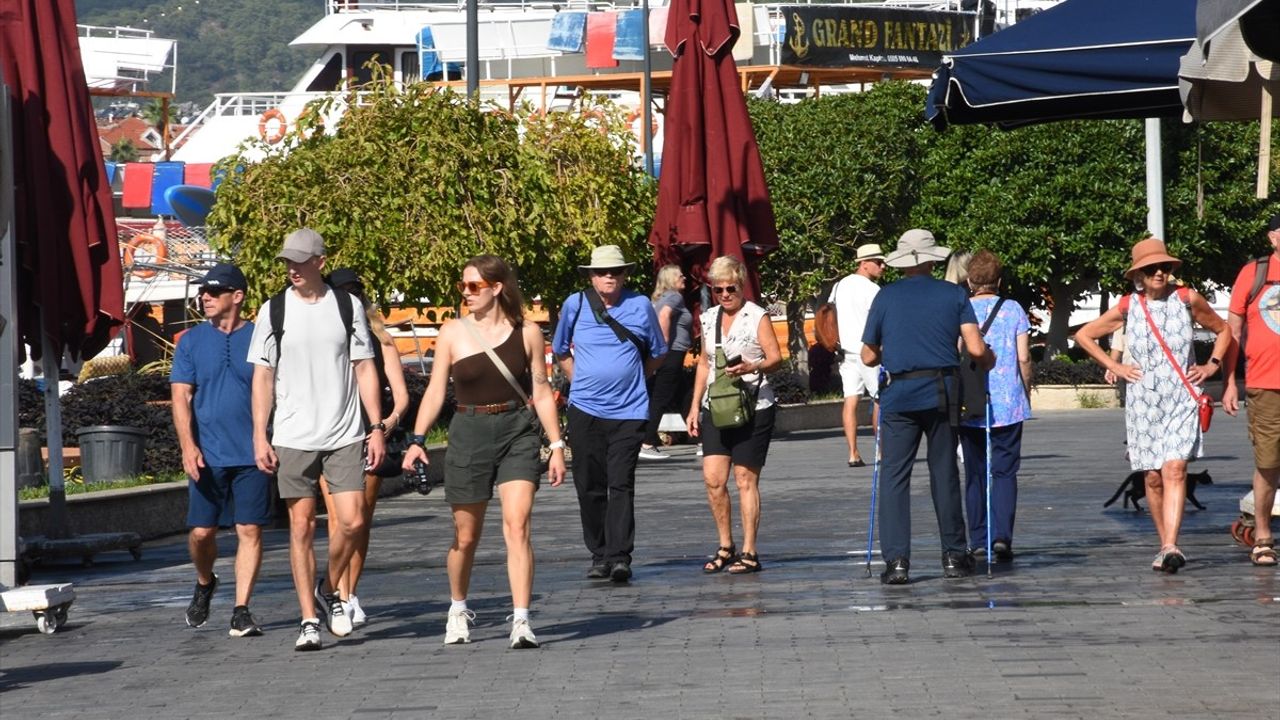 MS Nieuw Statendam Marmaris'e 2 bin 594 Turist Getirdi