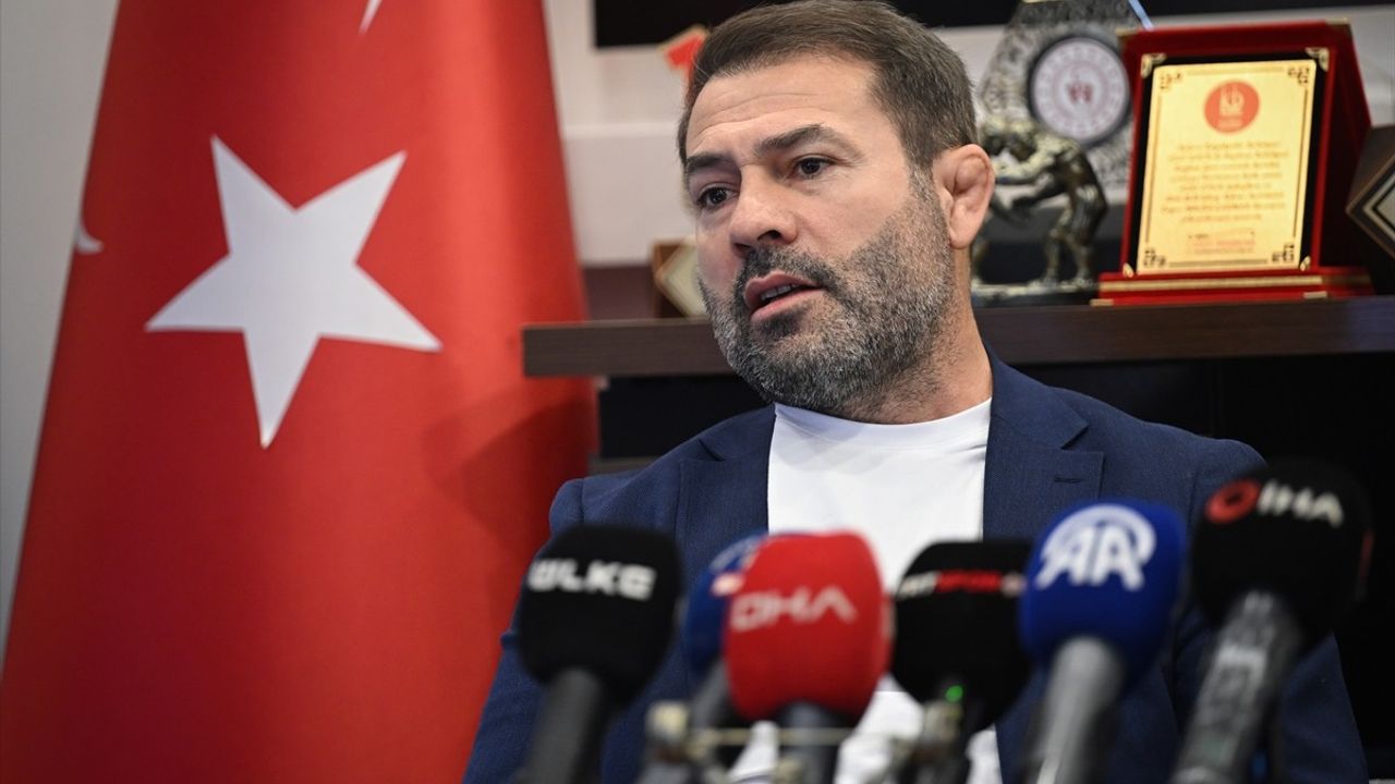 Muhammed Furkan Özbek rekorla Dünya Şampiyonu — 3 ayda 12 kilo