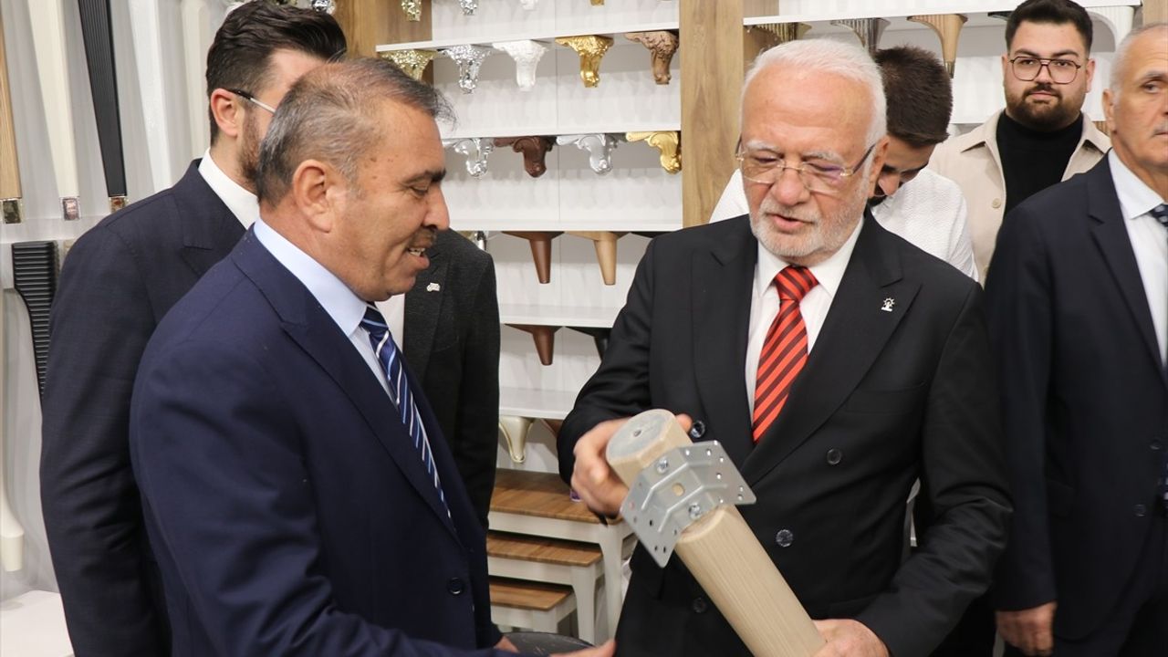 Mustafa Elitaş ANAMOB'da: Kayseri'nin Mobilya Gücü ve Fuar Potansiyeli
