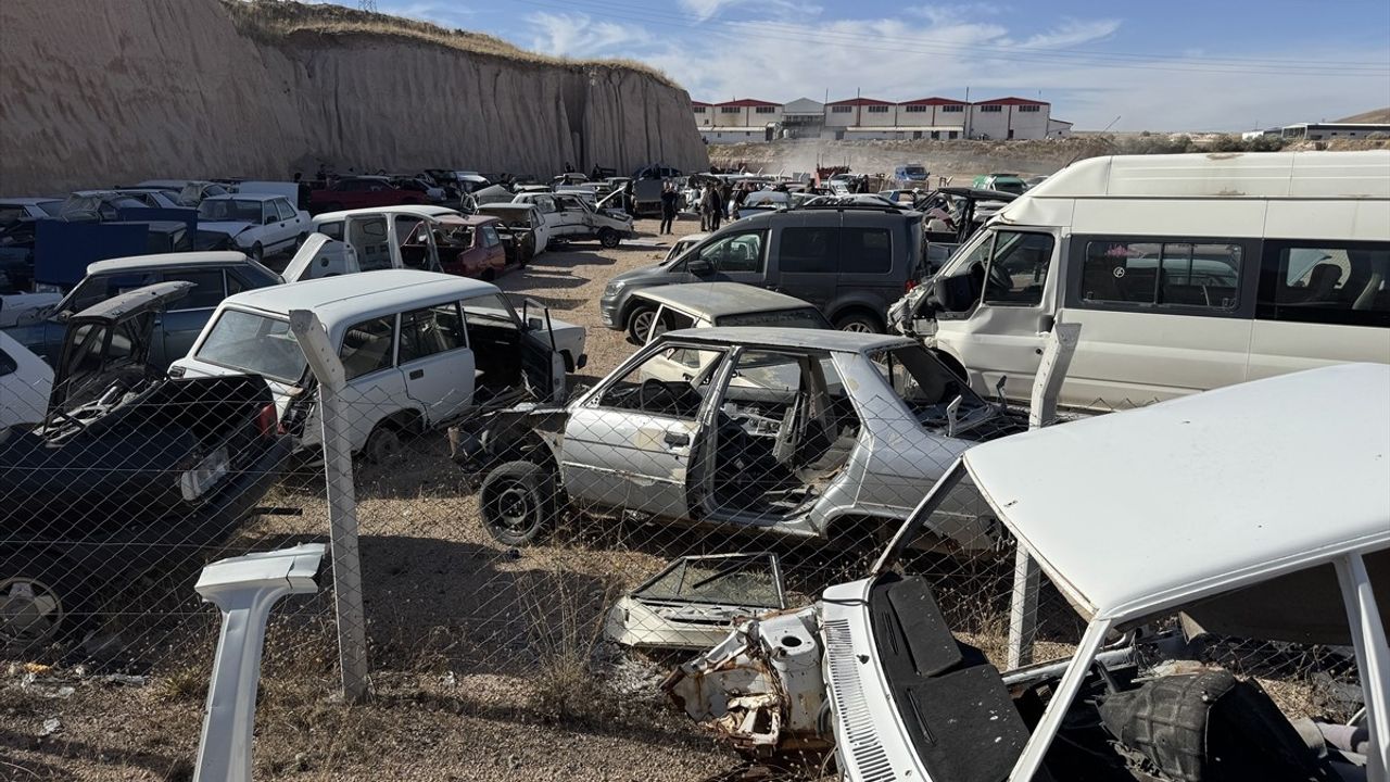 Nevşehir Merkezli 'Change Araç' Operasyonunda 8 Şüpheli Yakalandı