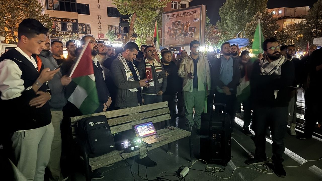 Nevşehir ve Niğde'de 'Küresel Sumud Filosu'na İsrail Saldırıları Protesto Edildi