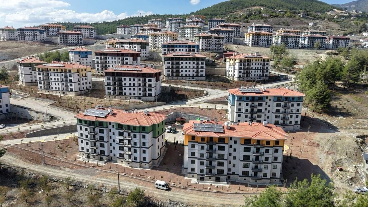 Osmaniye'de 819 Deprem Konutu Ay Sonunda Tamamlanacak