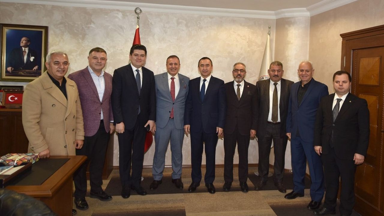 Özbekistan Büyükelçisi İlham Haydarov Trabzon’da Ziyaretlerde Bulundu