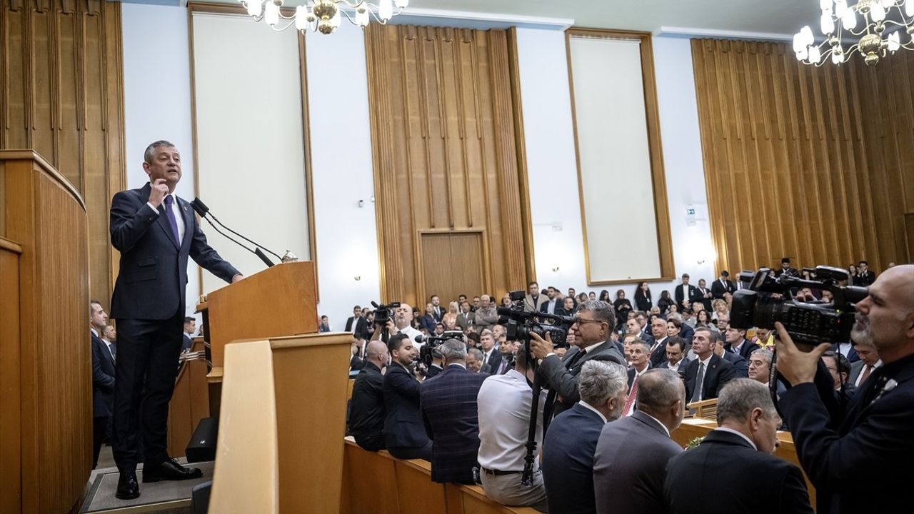 Özgür Özel: KKTC Seçimine Saygı, "Kıbrıs Türkiye'nin Arka Bahçesi Değildir"