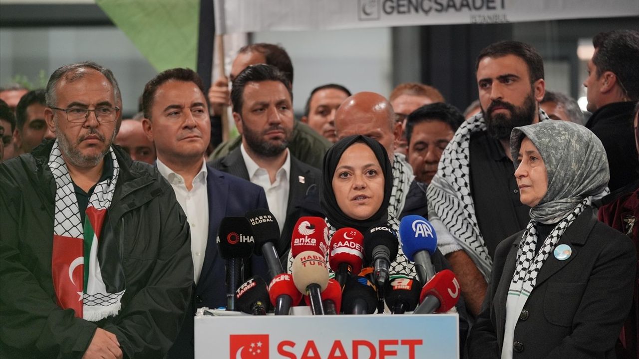 Özgürlük Filosu'nda Alıkonulan 3 Türk Milletvekili İstanbul'a Döndü