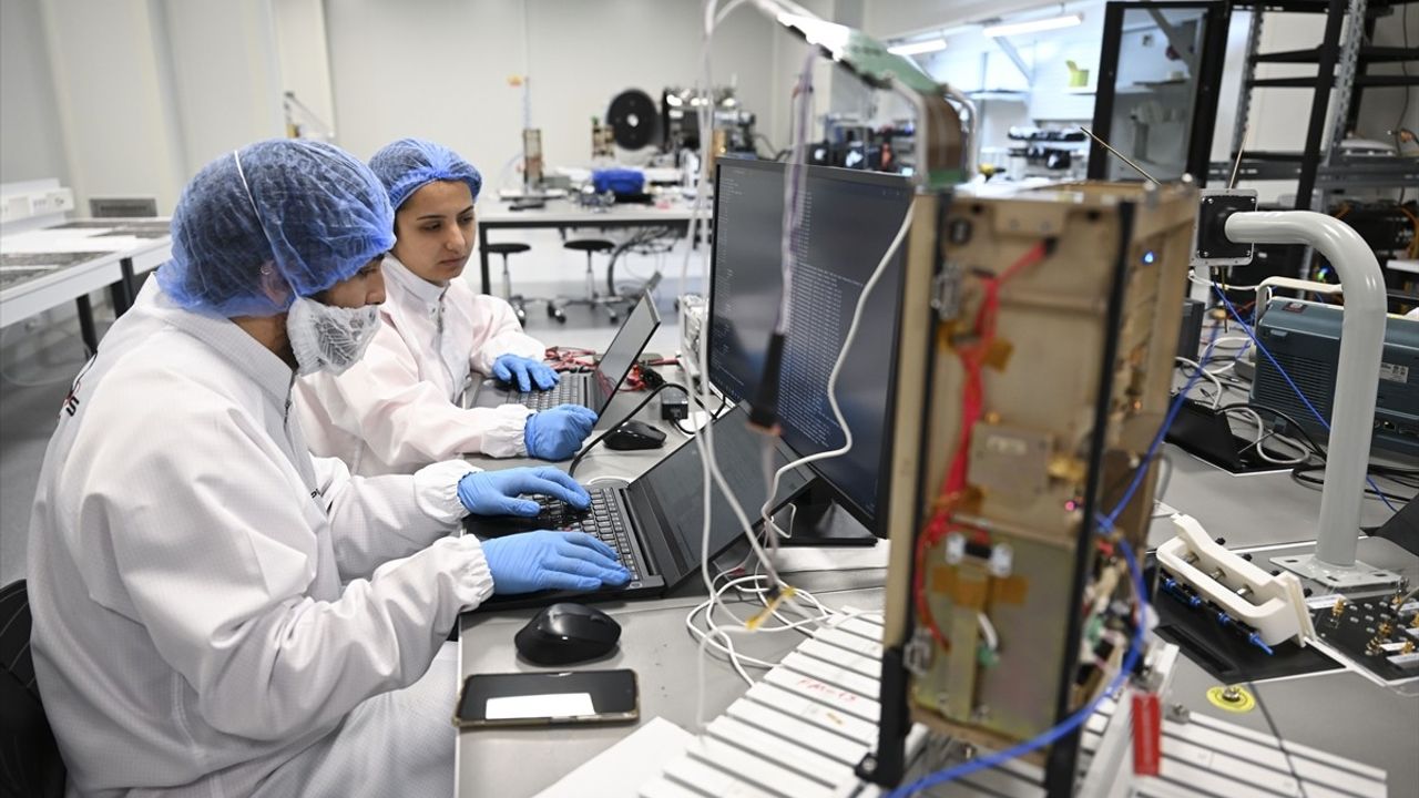 Plan-S: Türkiye 4-5 Yılda 200+ Uyduyla Yeni Uydu Hizmetlerine Kavuşuyor