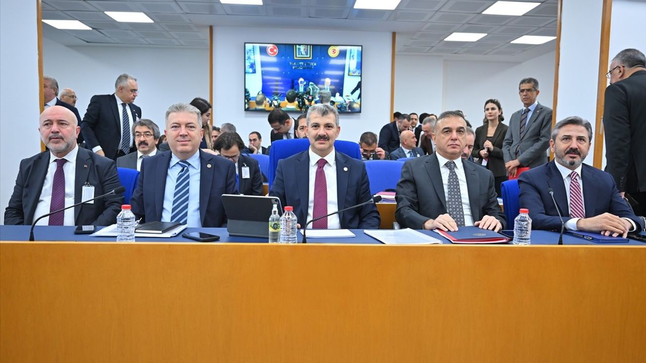 Plan ve Bütçe Komisyonu'nda Vergi Kanunları Teklifi Görüşmeleri Başladı