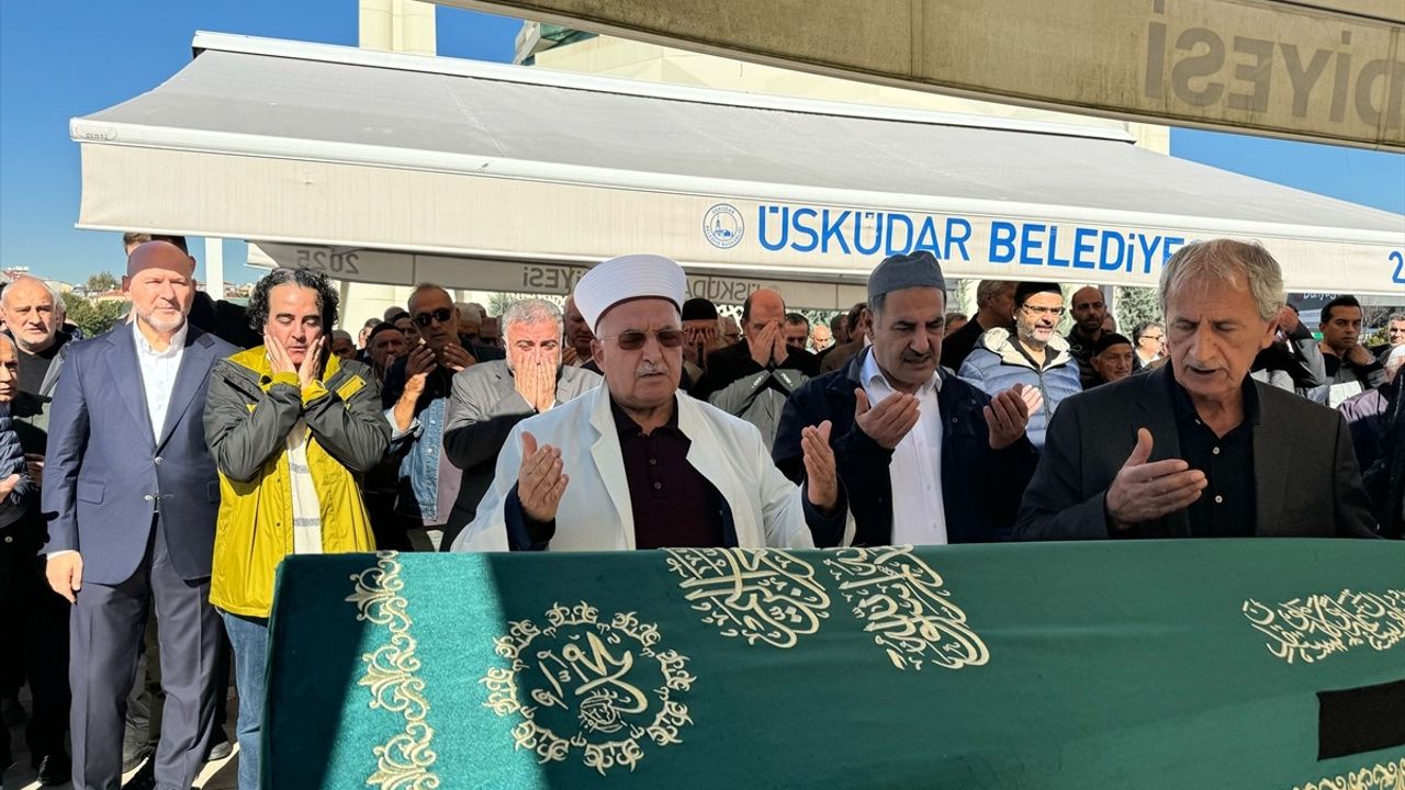 Prof. Dr. Hasan Fehim Üçışık İçin İstanbul'da Cenaze Namazı