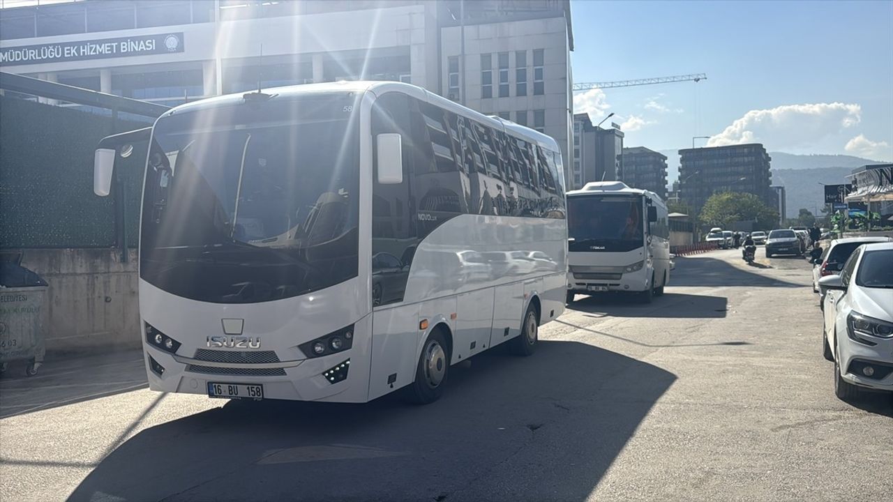 Rüşvet soruşturmasında gözaltına alınan eski Nilüfer Belediye Başkanı Erdem ile 20 şüpheli adliyede